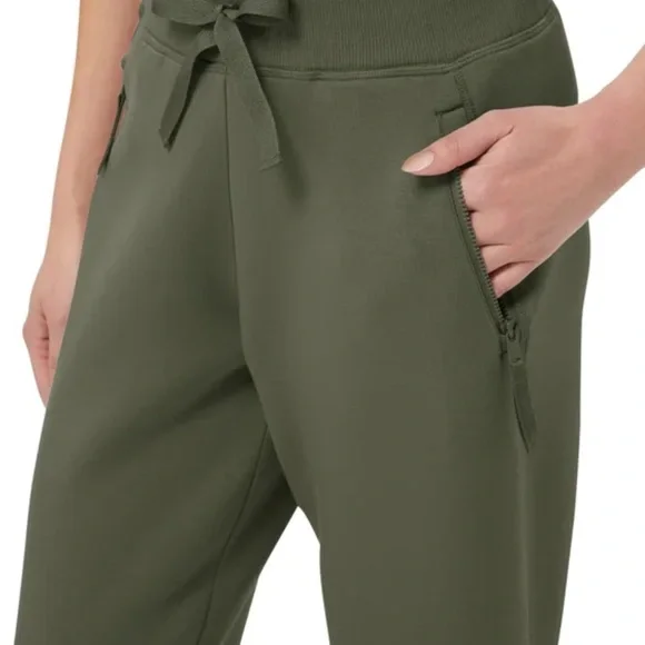 Kirkland Signature Women's Active Jogger 3 Pairs - Picture 4 of 10